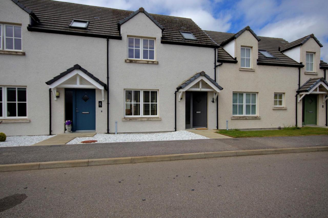 3 Mackay Road, Dornoch 빌라 외부 사진